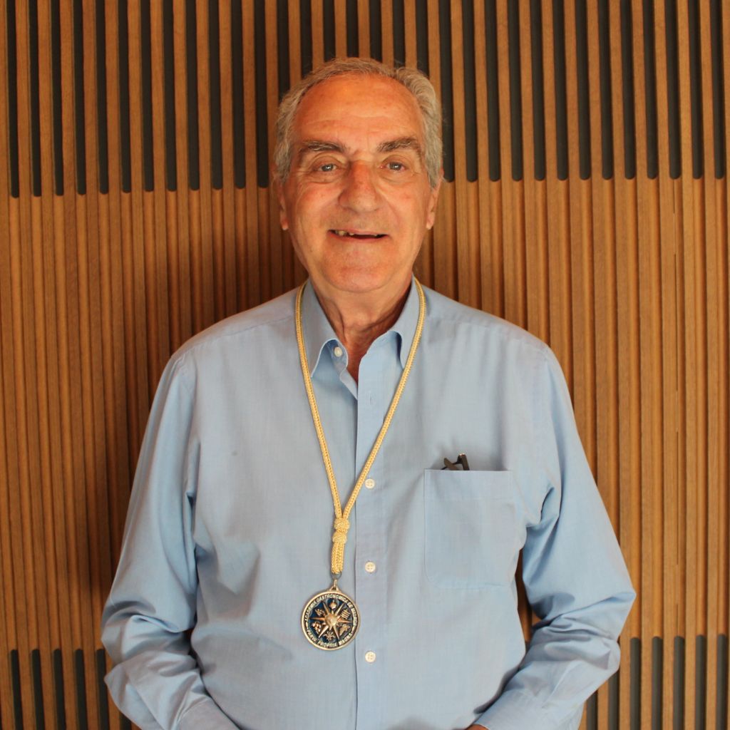 Académico Luis Marino Bayona