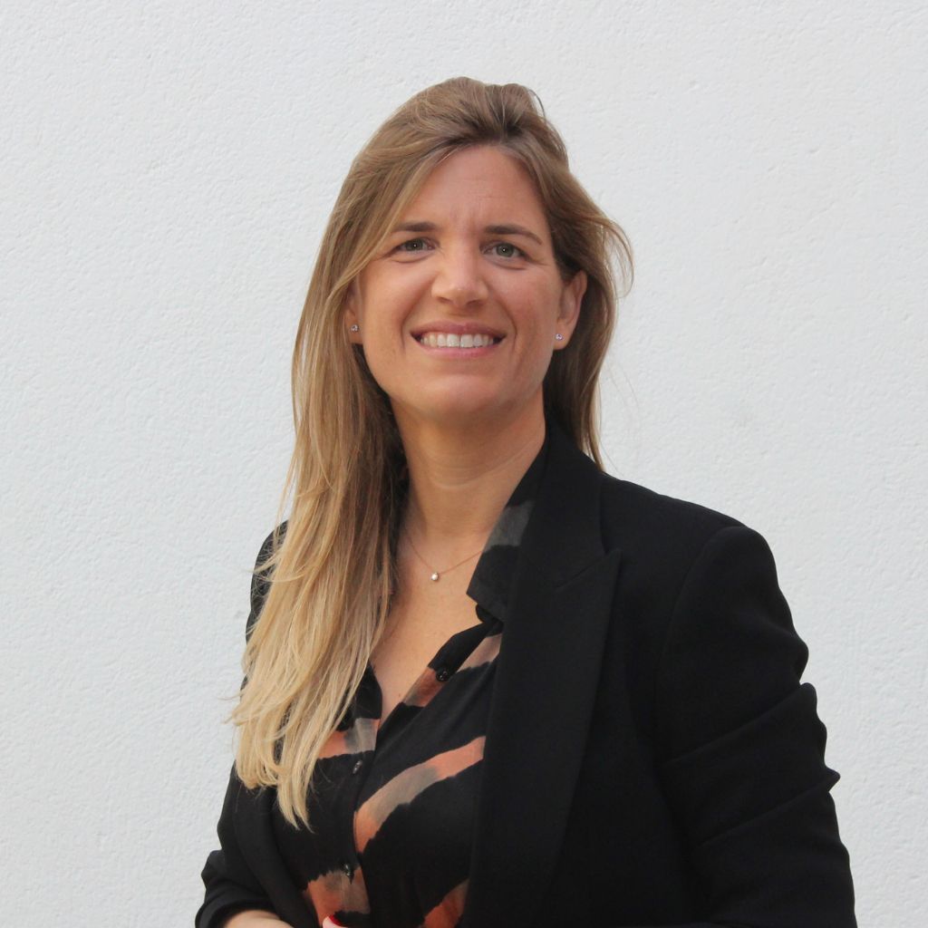 Académico María Herrero Salguero